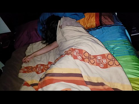 ❤️ Stiefsohn beschimpft seine junge Stiefmutter, während sie schläft. Homemade porn bei de.fuckmymac.ru ﹏